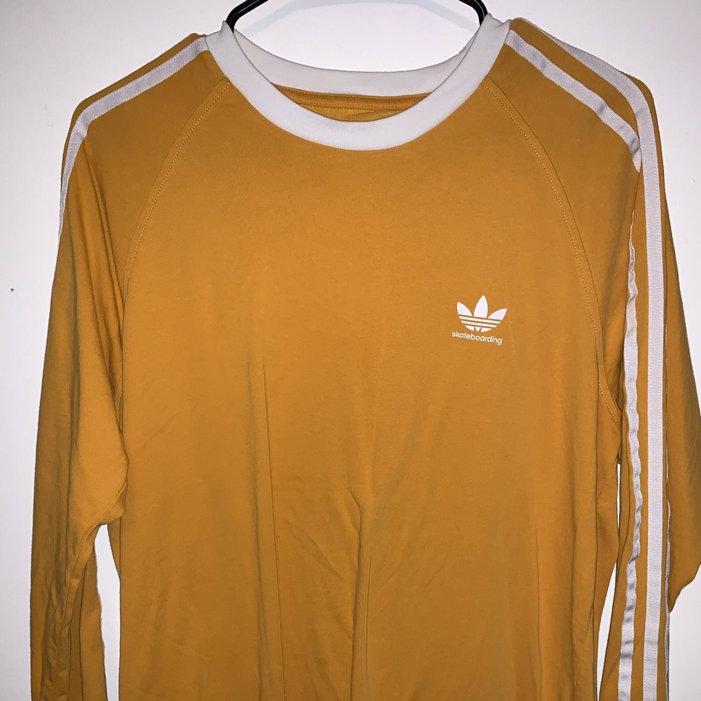Men’s long sleeve